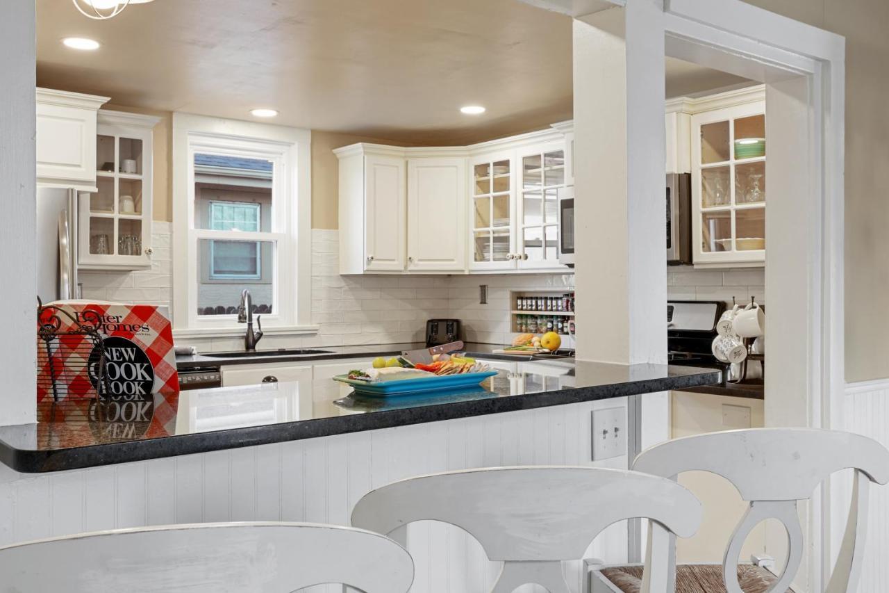 Garden City House With Hot Tub Colorado Springs Dış mekan fotoğraf