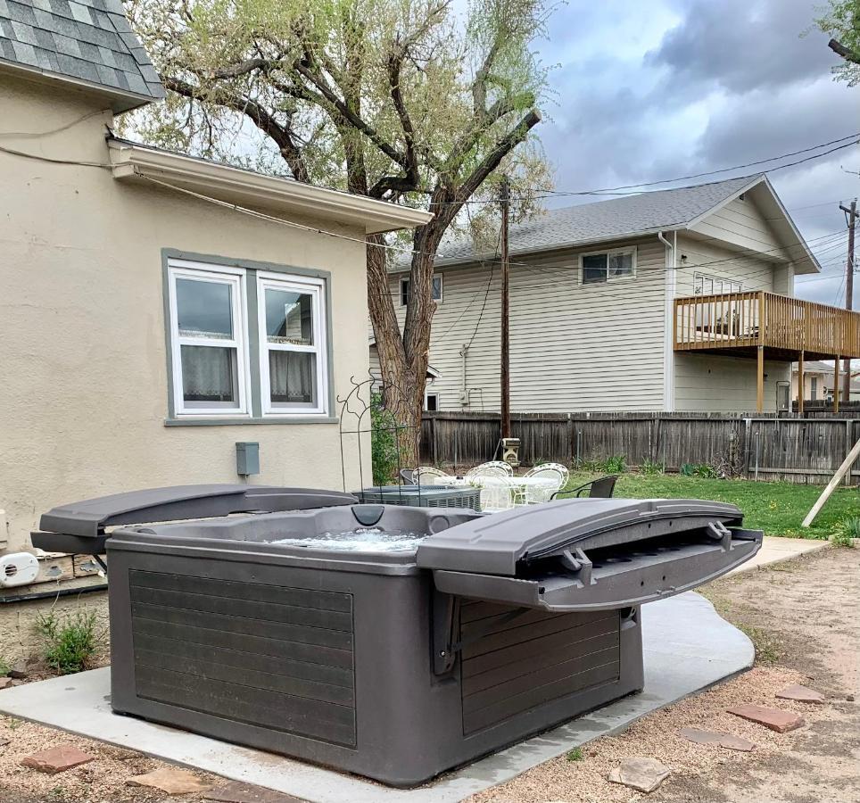 Garden City House With Hot Tub Colorado Springs Dış mekan fotoğraf